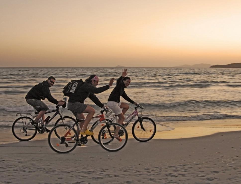 Bikers al tramonto a Porto Pino_Sant'Anna Arresi