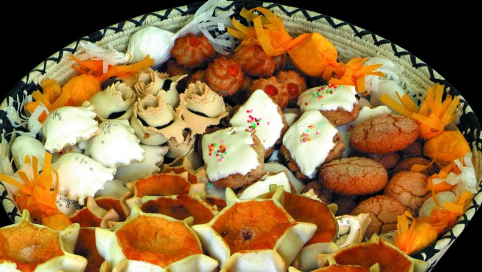 Cesto di dolci tradizionali