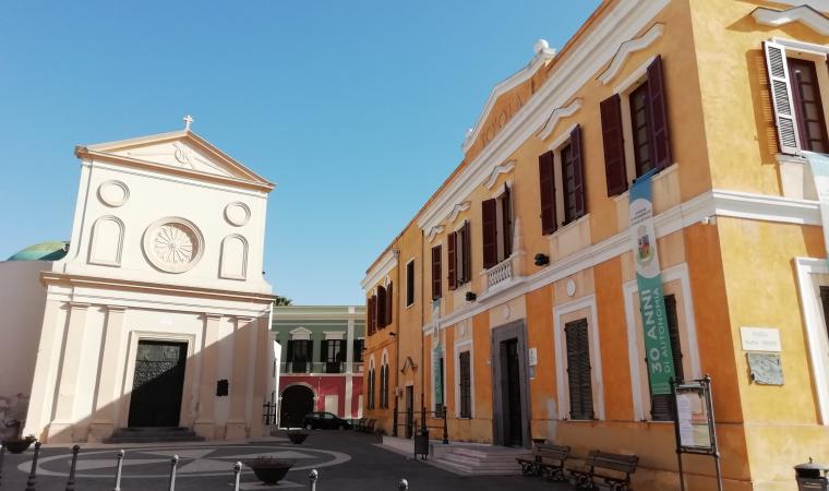Monserrato, piazza Maria Vergine
