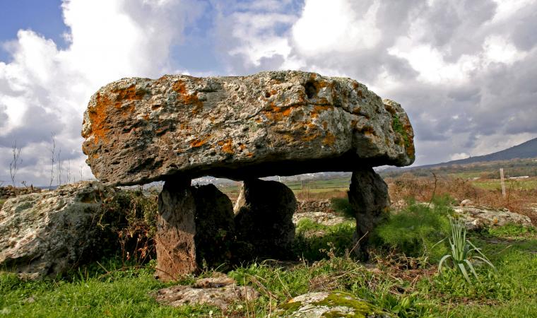 Sa Bogadas, dolmen - Birori