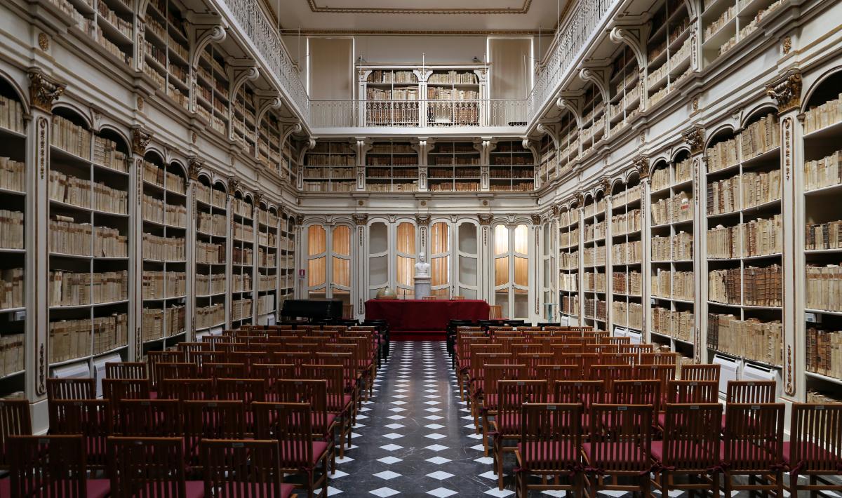Sala settecentesca della Biblioteca universitaria - Cagliari 